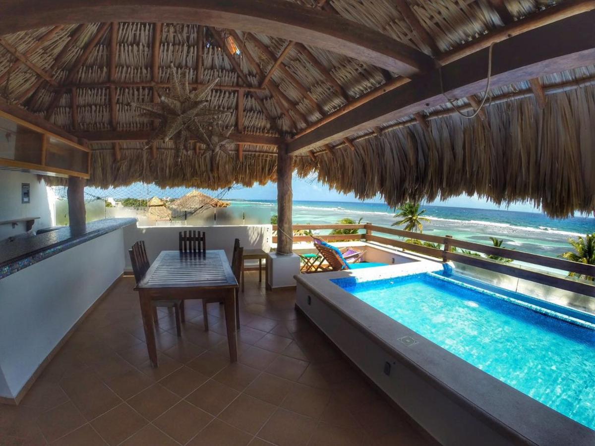 Hotel El Caballo Blanco มาอาอวล ภายนอก รูปภาพ